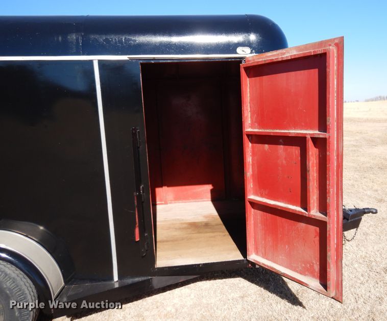 image for item JJ9673 1979 Lanes  enclosed cargo trailer