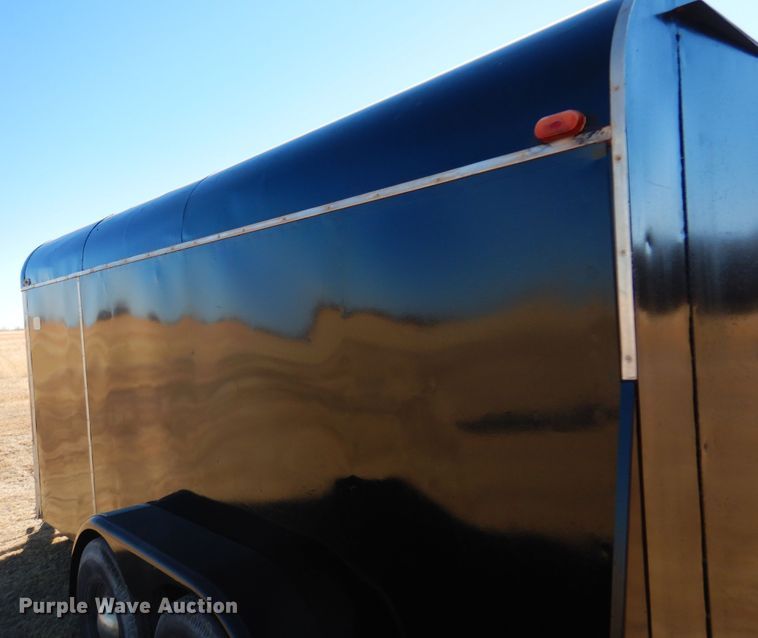 image for item JJ9673 1979 Lanes  enclosed cargo trailer