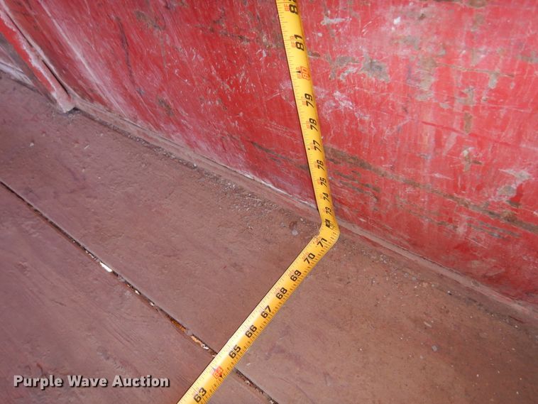 image for item JJ9673 1979 Lanes  enclosed cargo trailer