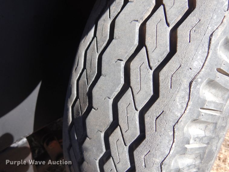 image for item JJ9673 1979 Lanes  enclosed cargo trailer