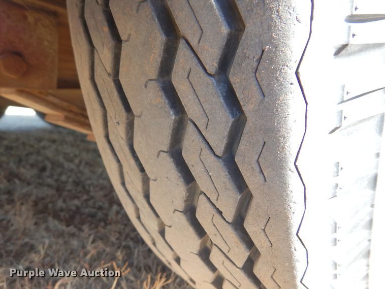 image for item JJ9673 1979 Lanes  enclosed cargo trailer