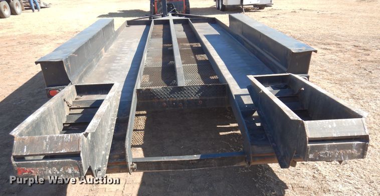 image for item JJ9675 1995 Belshe Industries  equipment trailer