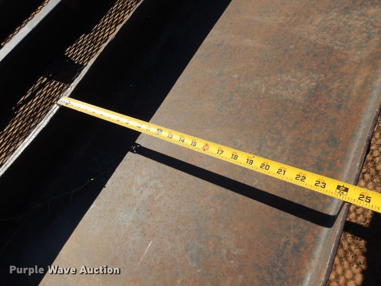 image for item JJ9675 1995 Belshe Industries  equipment trailer