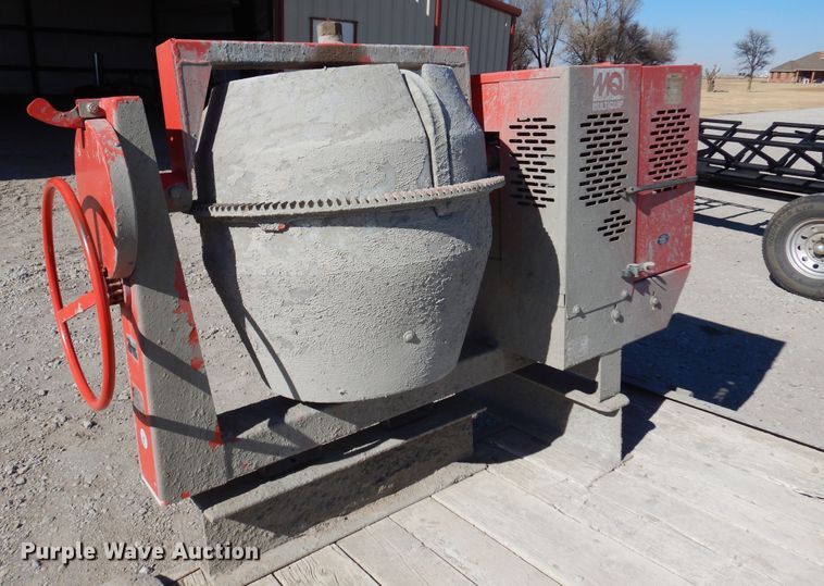 image for item JJ9677 1985 Holden  utility trailer with cement mixer