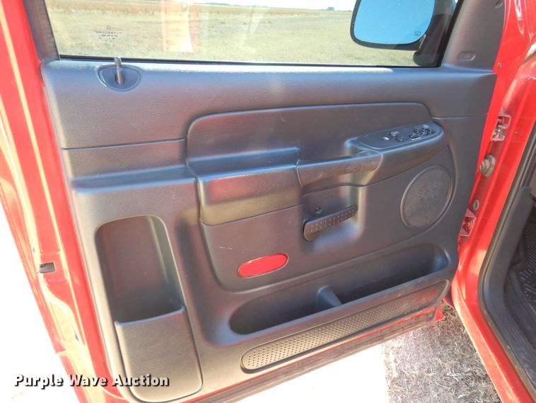 image for item JJ9686 2005 Dodge Ram 1500  pickup truck