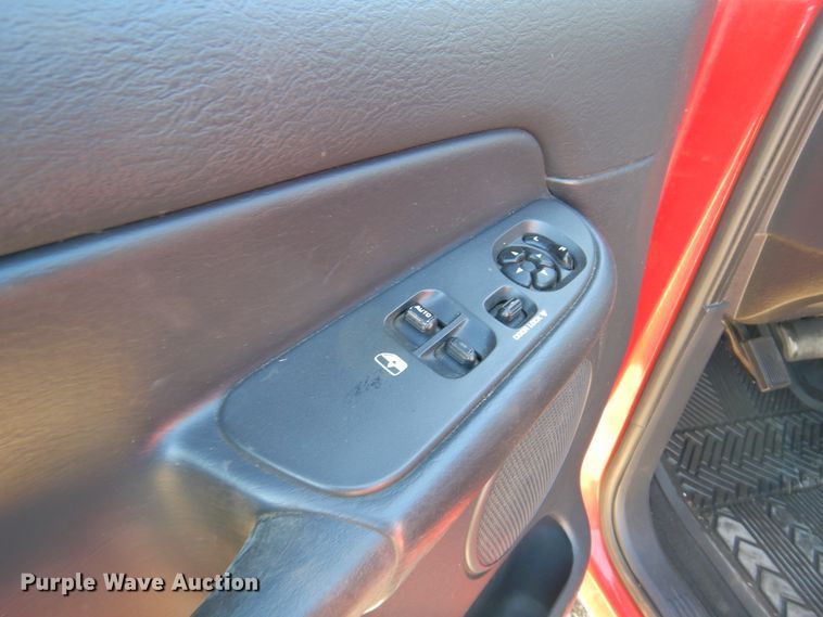 image for item JJ9686 2005 Dodge Ram 1500  pickup truck