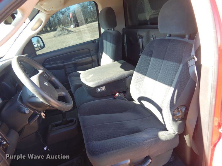 image for item JJ9686 2005 Dodge Ram 1500  pickup truck