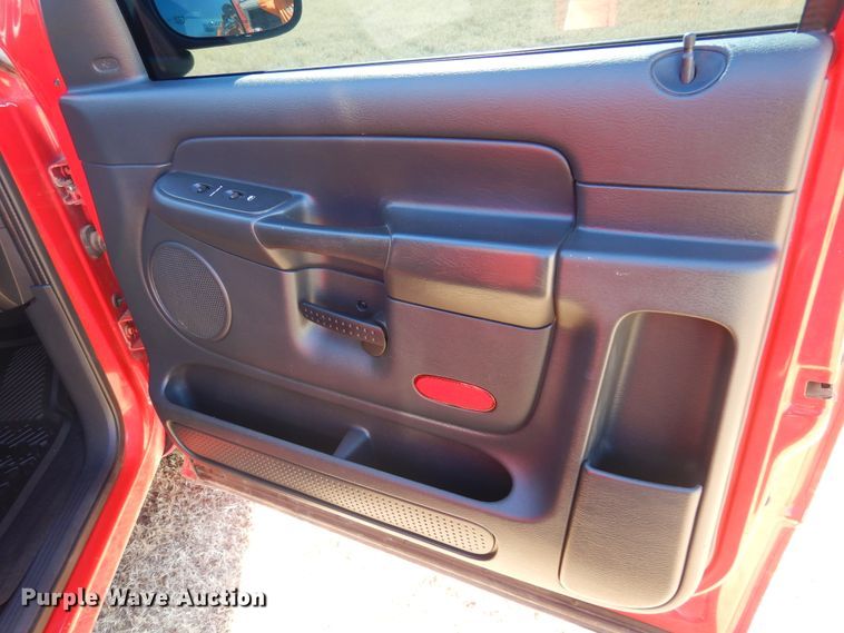 image for item JJ9686 2005 Dodge Ram 1500  pickup truck