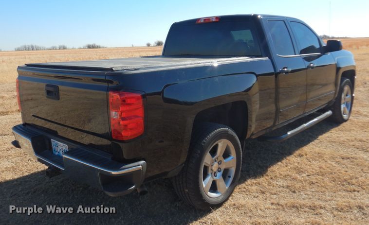 image for item JJ9687 2018 Chevrolet Silverado 1500  Double Cab pickup truck