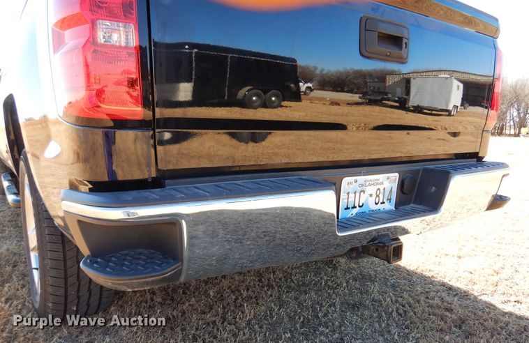 image for item JJ9687 2018 Chevrolet Silverado 1500  Double Cab pickup truck