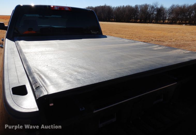 image for item JJ9687 2018 Chevrolet Silverado 1500  Double Cab pickup truck