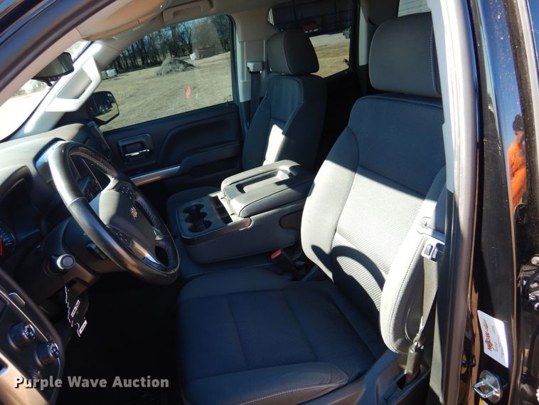 image for item JJ9687 2018 Chevrolet Silverado 1500  Double Cab pickup truck