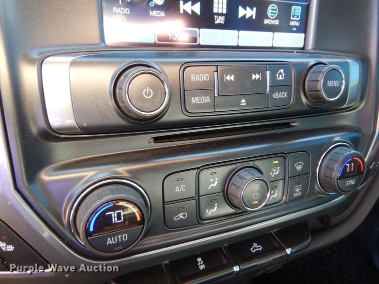 image for item JJ9687 2018 Chevrolet Silverado 1500  Double Cab pickup truck