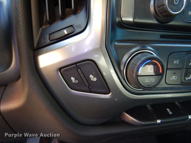 image for item JJ9687 2018 Chevrolet Silverado 1500  Double Cab pickup truck