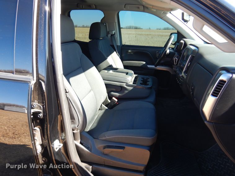 image for item JJ9687 2018 Chevrolet Silverado 1500  Double Cab pickup truck