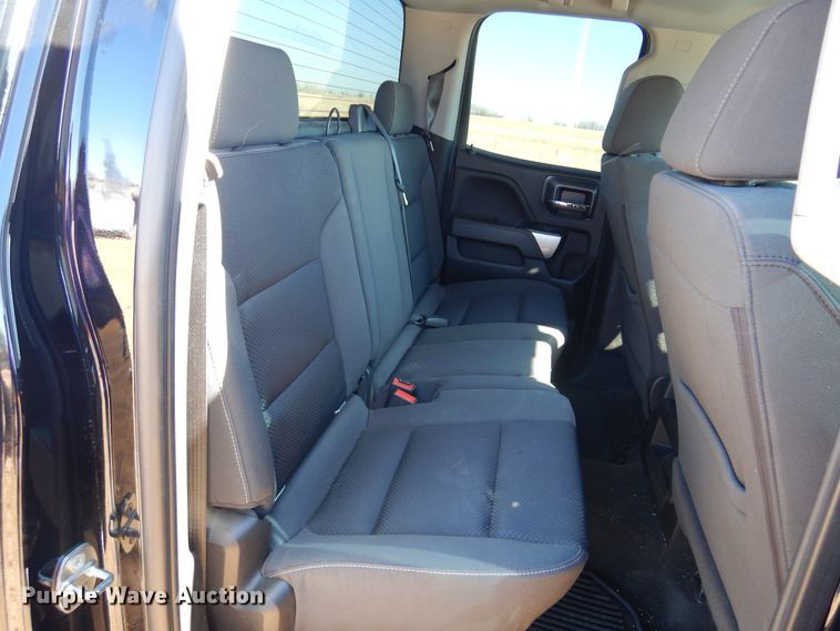 image for item JJ9687 2018 Chevrolet Silverado 1500  Double Cab pickup truck