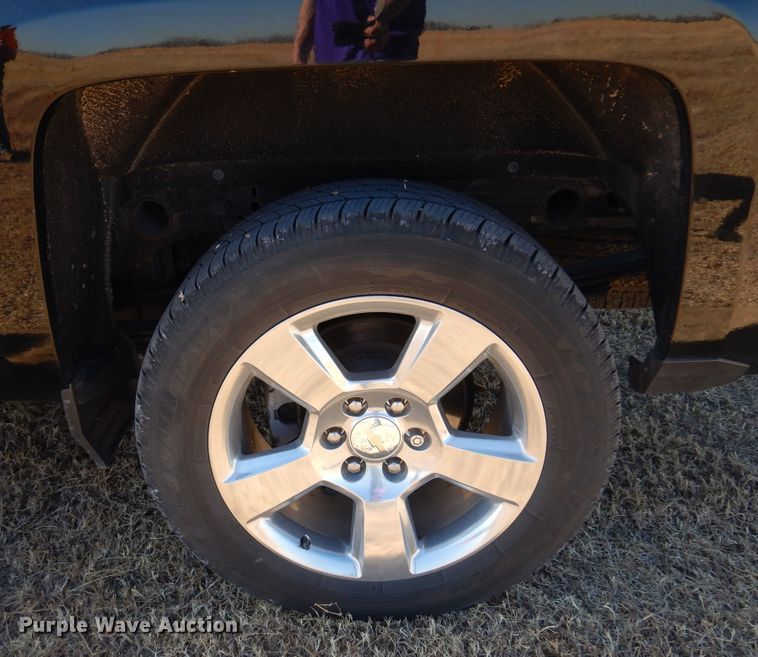 image for item JJ9687 2018 Chevrolet Silverado 1500  Double Cab pickup truck