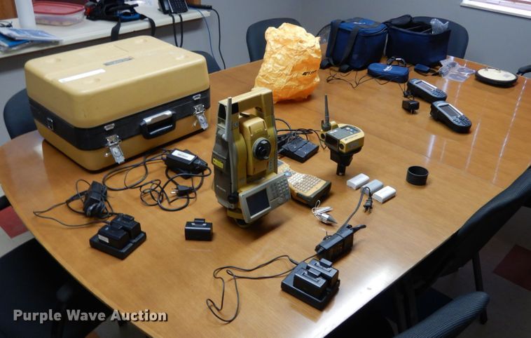 image for item JK9804 Surveying/mapping equipment