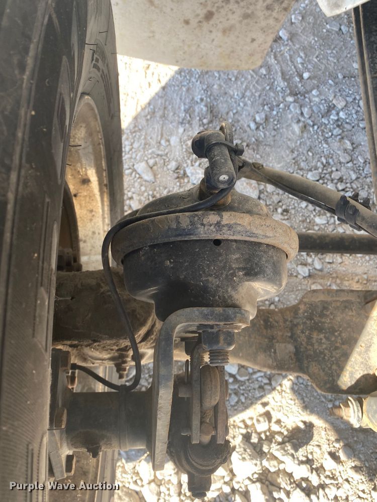 image for item JN9173 2012 International DuraStar 4400  flatbed truck