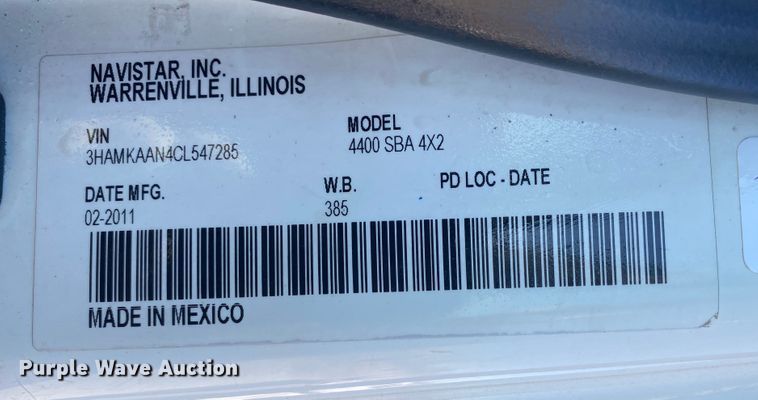 image for item JN9173 2012 International DuraStar 4400  flatbed truck