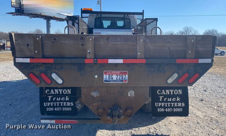 image for item JN9175 2010 International 4300  flatbed truck