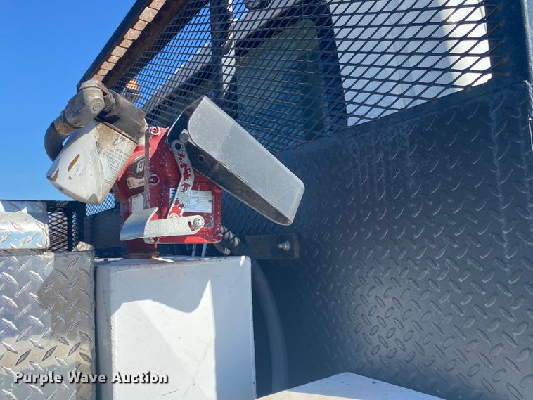 image for item JN9175 2010 International 4300  flatbed truck