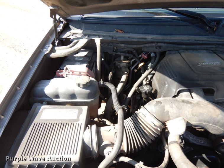 image for item JQ9195 2007 Chevrolet Suburban LT  SUV