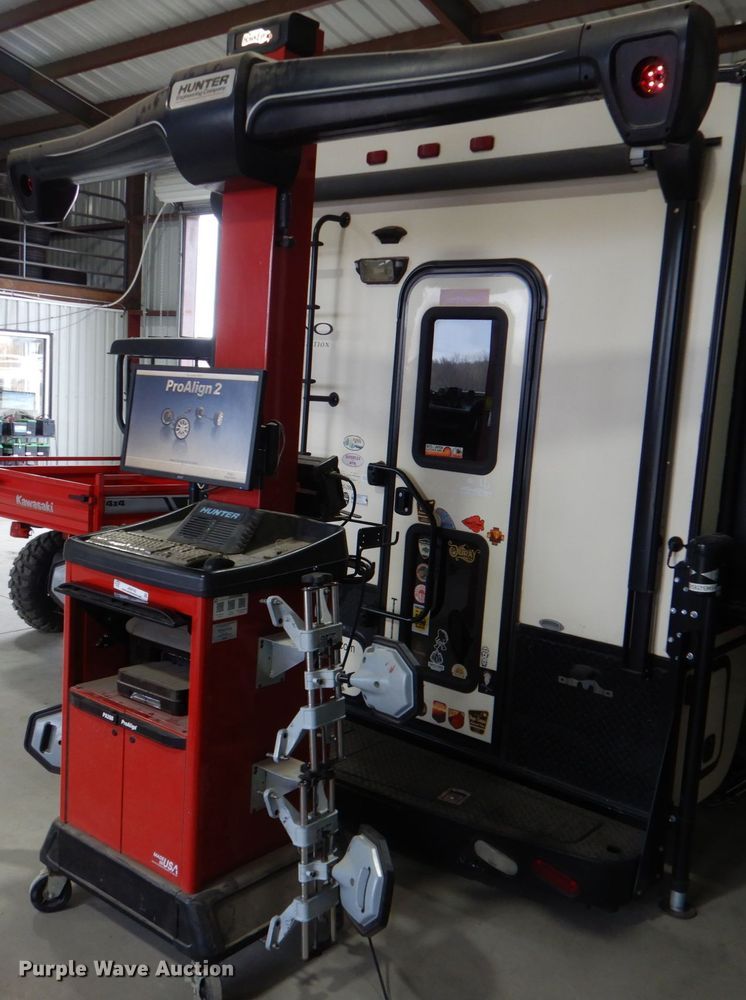 image for item JS9742 Hunter Engineering ProAlign 2  alignment machine