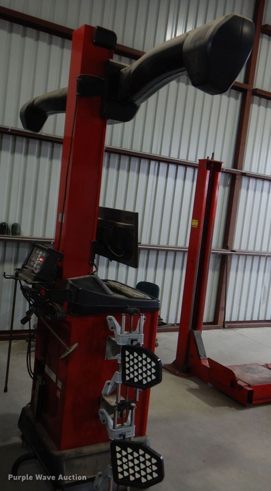 image for item JS9742 Hunter Engineering ProAlign 2  alignment machine