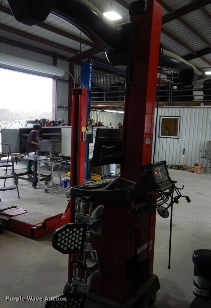 image for item JS9742 Hunter Engineering ProAlign 2  alignment machine