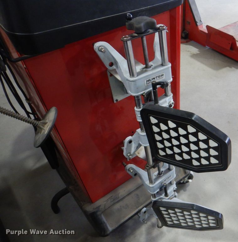 image for item JS9742 Hunter Engineering ProAlign 2  alignment machine