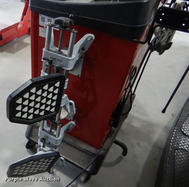 image for item JS9742 Hunter Engineering ProAlign 2  alignment machine