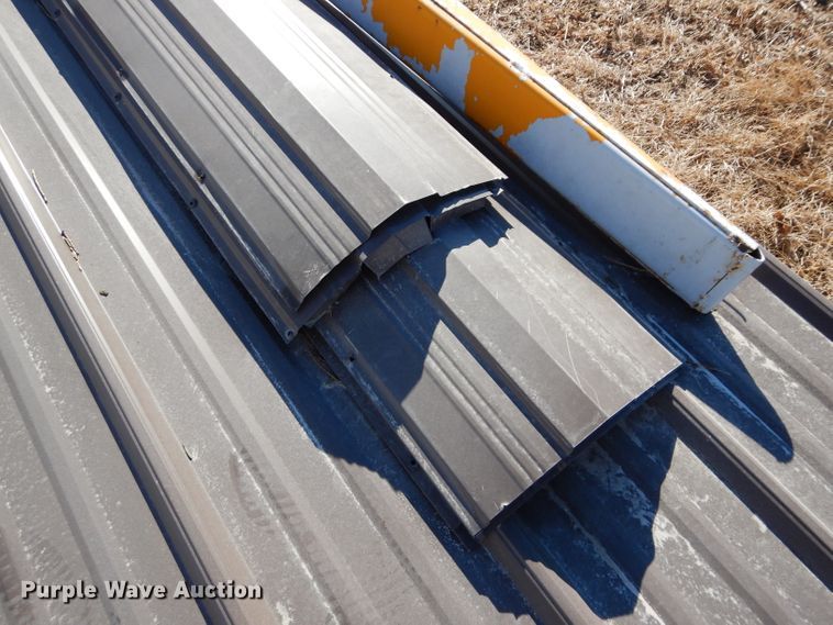 image for item JX9206 Approximately 50 sheets of metal siding/roofing