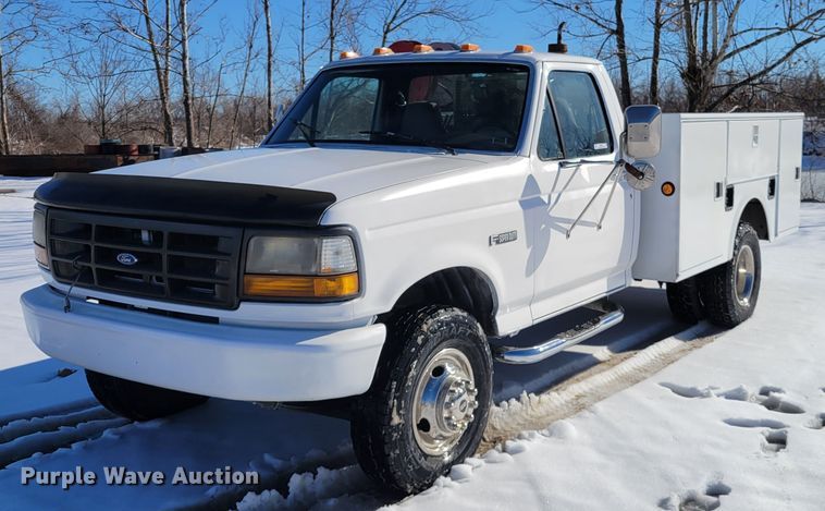 image for item KH9762 1992 Ford F450 Super Duty  utility / service truck