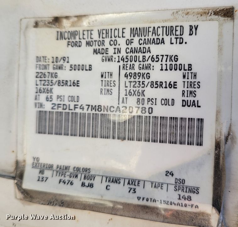 image for item KH9762 1992 Ford F450 Super Duty  utility / service truck