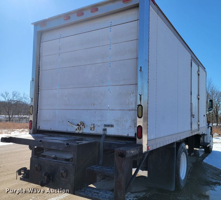 image for item KH9763 2003 Freightliner FL70  box truck