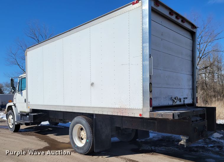 image for item KH9763 2003 Freightliner FL70  box truck