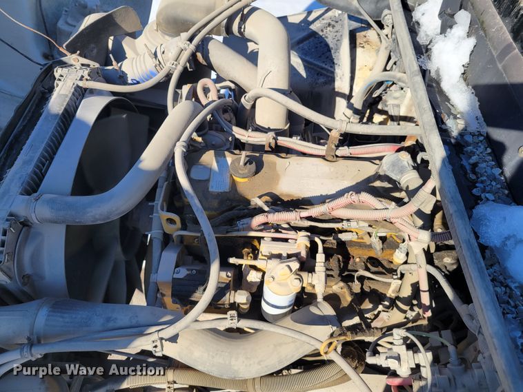 image for item KH9763 2003 Freightliner FL70  box truck