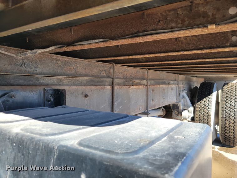 image for item KH9763 2003 Freightliner FL70  box truck