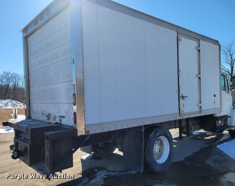 image for item KH9763 2003 Freightliner FL70  box truck