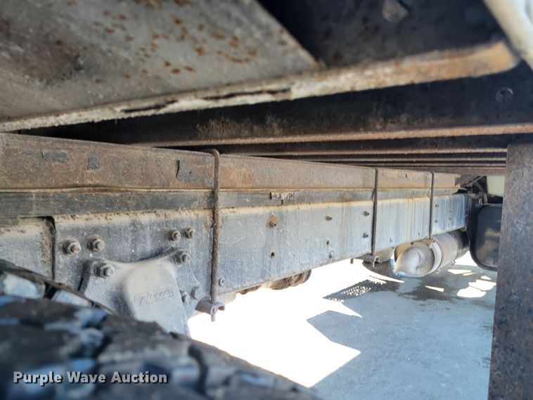 image for item KH9763 2003 Freightliner FL70  box truck