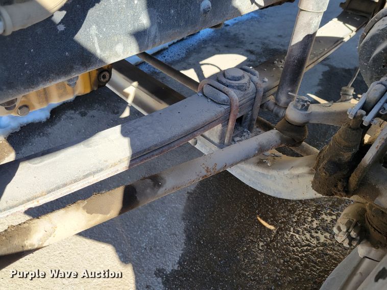 image for item KH9763 2003 Freightliner FL70  box truck