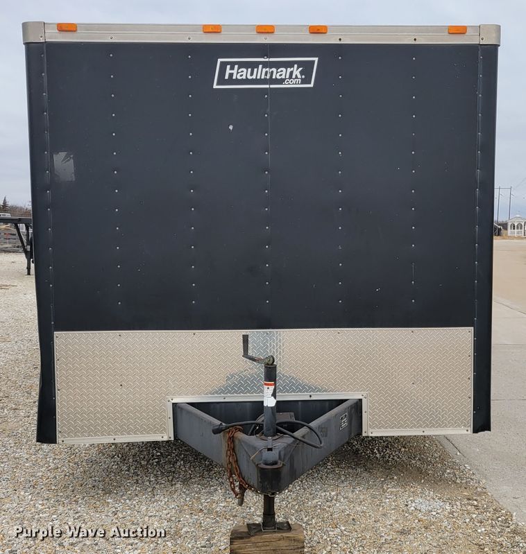 image for item KH9769 2002 Haulmark RT85X32WT3  enclosed cargo trailer