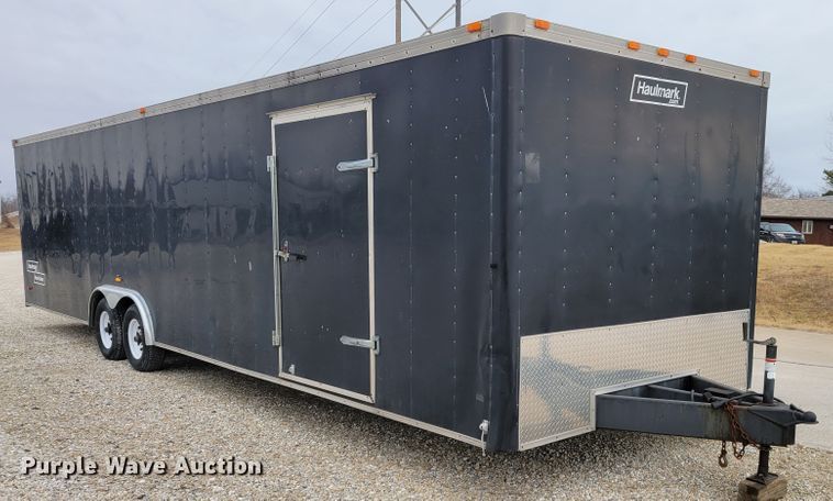 image for item KH9769 2002 Haulmark RT85X32WT3  enclosed cargo trailer