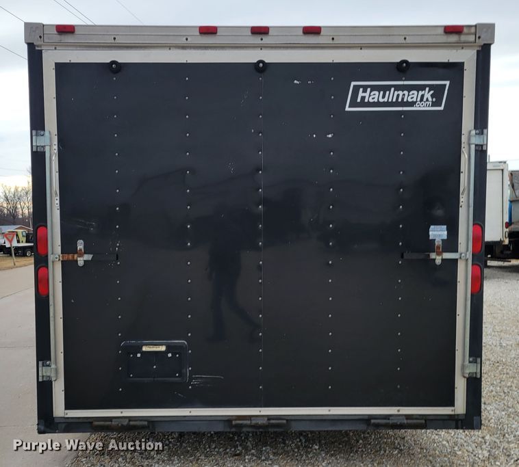 image for item KH9769 2002 Haulmark RT85X32WT3  enclosed cargo trailer