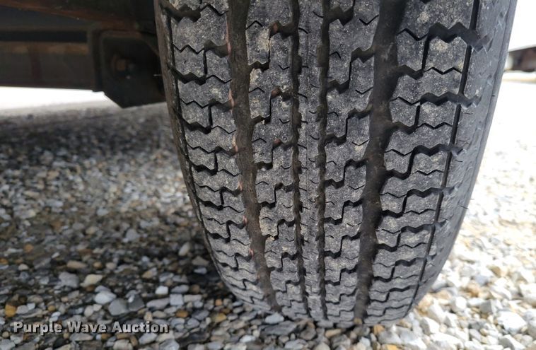 image for item KH9769 2002 Haulmark RT85X32WT3  enclosed cargo trailer