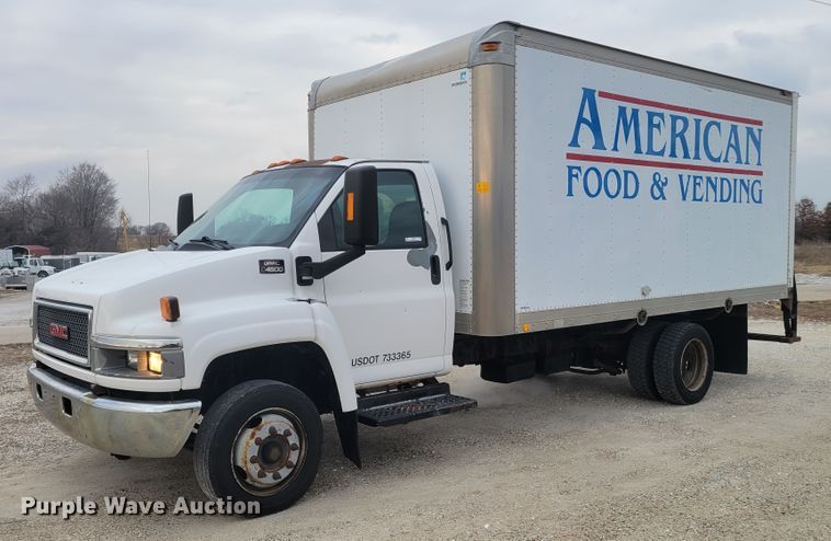 image for item KH9773 2007 GMC C4500  box truck