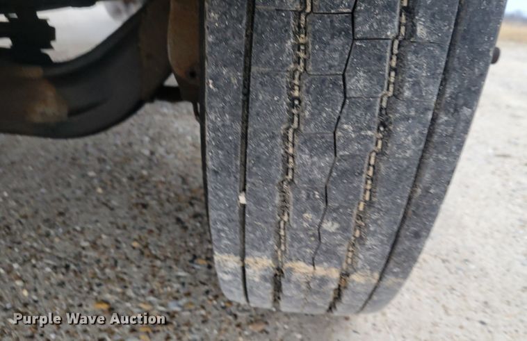 image for item KH9773 2007 GMC C4500  box truck