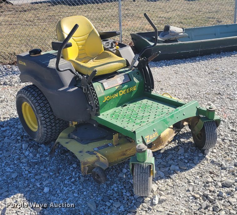 image for item KH9811 John Deere Z445  ZTR lawn mower