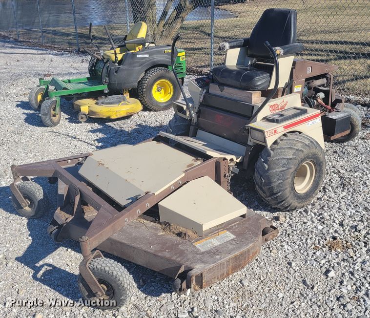 image for item KH9812 Grasshopper 725  ZTR lawn mower